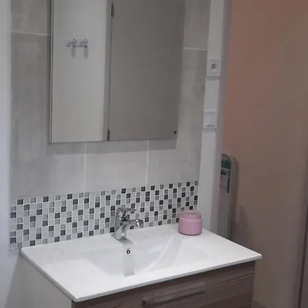 Matilon, 5 Min Eugenie Les Bains Lejlighed